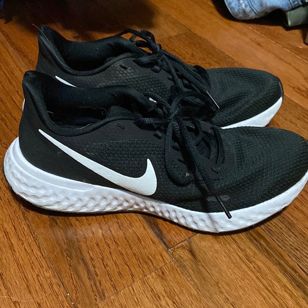Womens nike running shoes